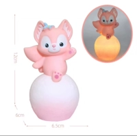 Сидеть лисы с огнями