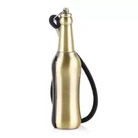 Бутылка вина золотой цвет