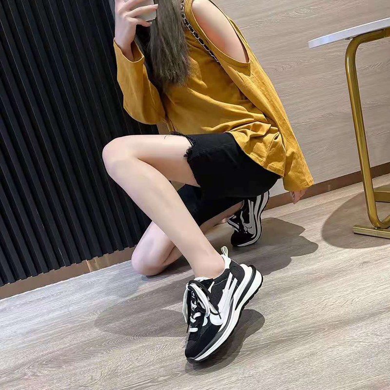 Black Meshblack Daddy shoes female summer Mesh surface Bomb Street 2021 Thick bottom Apricot gym shoes Hot money Gougou Forrest Gump shoes female Thin