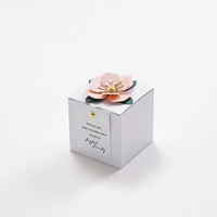 Белые розовые карточки