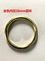 Внутренний диаметр мелкого золотого кольца составляет 38 мм (2)