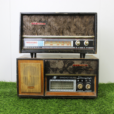 Tropu Seven -Year -Sold Old Shop Old Radio, Old Old, фольклорные старые товары, антикварные ткани, фермерские дома в семье, кино и телевидение декоративные реквизиты