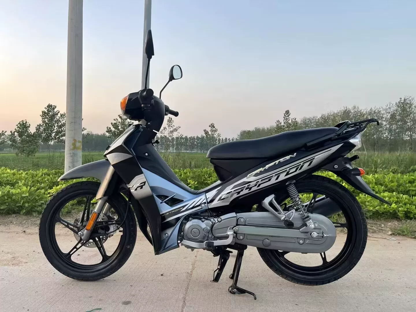 Б/у Yamaha C8 Candid Beam Мотоциклетное транспортное средство Saichi 110 Проглатывание топлива 125 помощь автомобиль оригинал подлинный