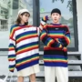 Cặp đôi mùa thu và quần áo mùa đông retro màu áo len cổ tròn phiên bản Hàn Quốc của sọc cầu vồng set áo len nam nữ áo đôi nam nữ