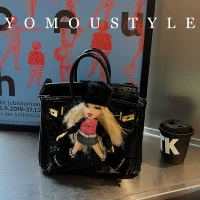 Черный желтый свитер