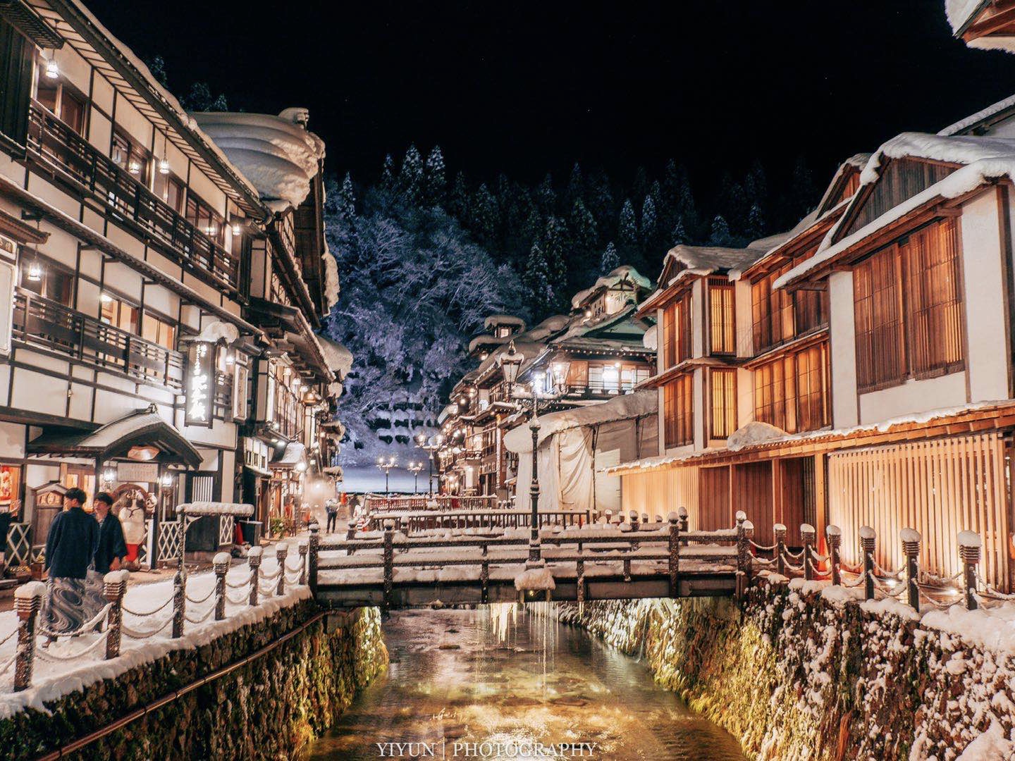 日本銀山溫泉街住進神隱少女湯婆婆的油屋