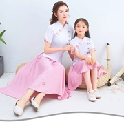 Mẹ và con gái phù hợp với cha mẹ con Hanfu váy mùa hè cotton và vải lanh sườn xám retro phong cách Trung Quốc cô gái thêu gió quốc gia hai mảnh - Trang phục dành cho cha mẹ và con