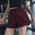 Lưới khâu quần short thể thao thoáng khí nữ chống ánh sáng giảm béo nhanh chóng làm khô yoga quần nóng tập gym chạy quần - Quần thể thao quần dài thể thao Quần thể thao