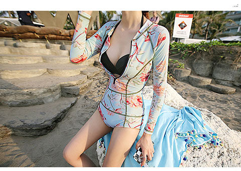 <b><p>cappuccino Lash suits 1P</p></b><b><p>カプチーノ ラッシュスーツ 1P</p></b><br /><br /><p align='center'>