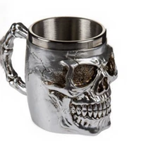 Серебряная 3D -чашка черепа