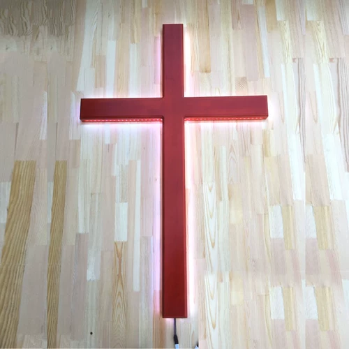 Красный настенный деревянный декор