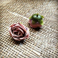 Светло -розовый фиолетовый