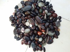 Ювелирные изделия и полуфабрикаты 桂林鸡血玉原石小料，每个大约5到10克