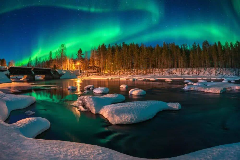 比北欧便宜,看极光不如就去这个极光小镇