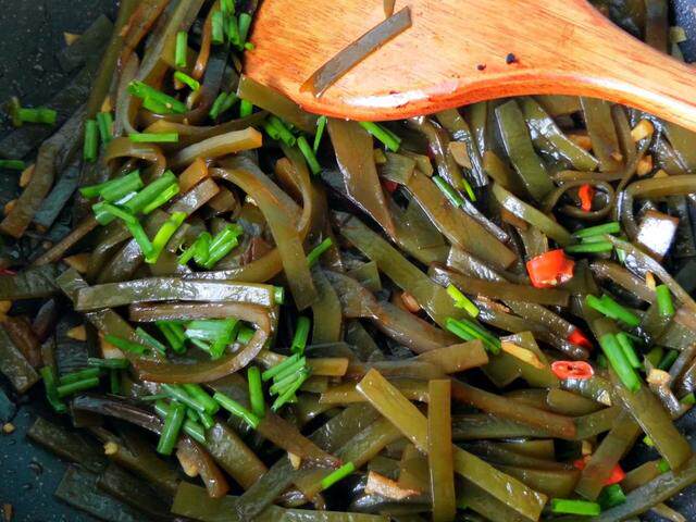 海带头这样做最开胃口感醇厚有嚼劲