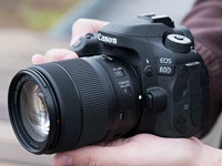 Bộ sản phẩm Canon EOS 80D (18-135mm) trên toàn quốc bảo hành máy ảnh DSLR tầm trung WIFI SLR - SLR kỹ thuật số chuyên nghiệp giá máy ảnh