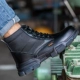 Giày bảo hiểm lao động cao cấp Đàn ông và túi thép Chống smash Anti-Piercing Công cụ xây dựng hàn thoáng khí Làm việc Old Warping Steel Bốn mùa