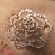 Thời trang Hàn Quốc Trâm Nữ Khăn quàng cổ rhinestone Trâm hoa hồng ba màu Trâm Trâm Trâm Pin cổ áo - Trâm cài