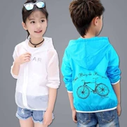 Quần áo chống nắng cho trẻ em 2019 phiên bản mới của Hàn Quốc thoáng khí trong áo khoác mỏng bé trai và bé gái áo chống nắng quần áo ngoài trời - Quần áo ngoài trời cho trẻ em
