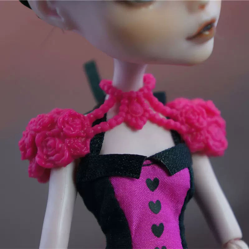 Аксессуары для кукол (Monster High) набор в стиле сказки — многоцветные варианты, комплект деталей