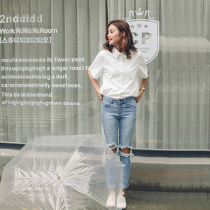 Xiaowei 2017 mới tươi Hàn Quốc phong cách đầu gối lỗ nhấp nháy ánh sáng màu jeans nữ mùa hè quần màu xanh nữ quần bò nữ