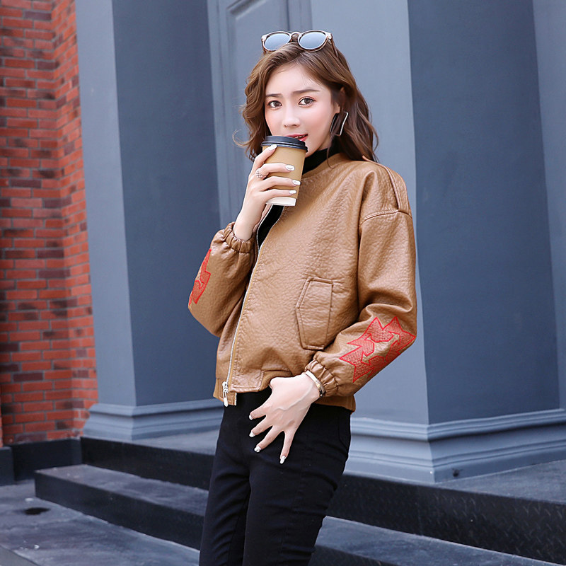 秋冬低领皮衣女短款2018新款休闲百搭刺绣机车皮夹克潮长袖小外套