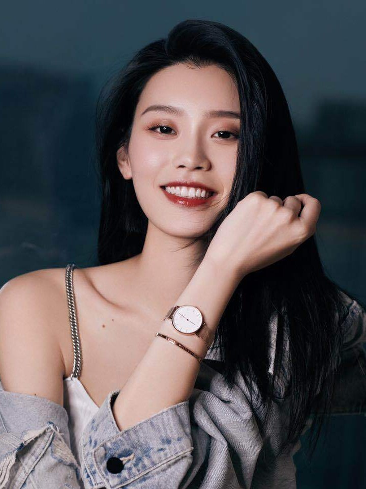 oliviaburton蕾丝皮带腕表