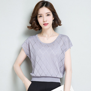 Mùa hè bat áo sơ mi lụa ngắn tay T-Shirt nữ đoạn ngắn lỏng rắn màu ice silk áo len áo sơ mi rỗng mỏng