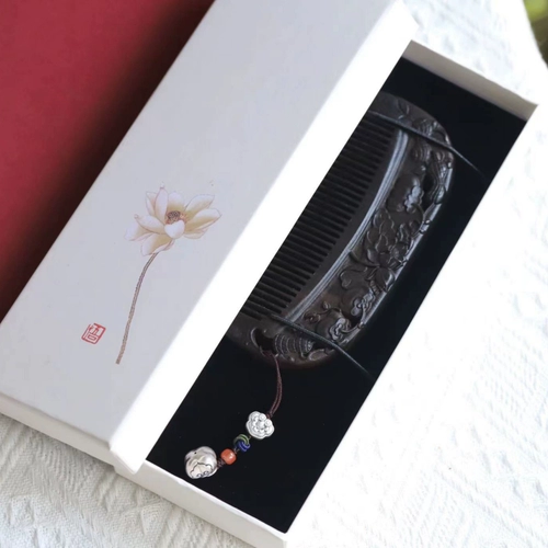 Natural Shen Guibao Mu Combs Retro выпрямленная деревянная скульптура голова меридиан, статический день на день рождения, подарки на день рождения электричества