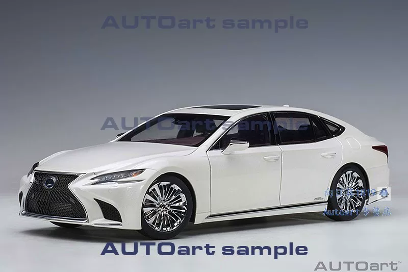 Коллекционная модель автомобиля Alto Autoart 1/18 Lexus LS 500H