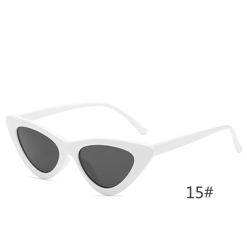 15 ᦇ & White Frame Grey Film (Model)Europe and America Retro triangle cat eye Sunglasses female Korean version tide ins disco dancing hottie Sun glasses Internet celebrity Street shot Hip hop
