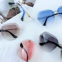 Không thường xuyên frameless pha lê lát kính mát ladies Hàn Quốc đa giác kẹo màu đại dương mảnh gradient kính mát thủy triều kính gm southside