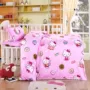 Mẫu giáo chăn ba mảnh quilt cover cotton trẻ em nap là sáu bộ của bé chăn mùa hè bộ đồ giường bé 	ga trải giường chống thấm cho bé	