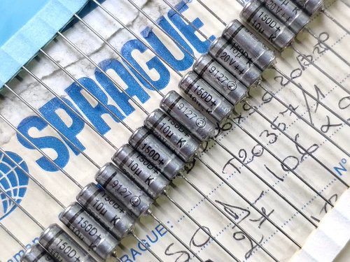 Совершенно новый американский Sprague10uk/ 20V 10UF Audio Axial 钽 Конденсатор 150D