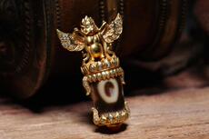 Украшения на шею 千年至纯老天珠断珠吊坠藏传老天珠天地珠断眼镶嵌大鹏鸟18k金钻