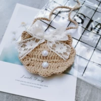 Коричневое кружево