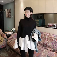 Phiên bản Hàn Quốc của áo len nữ 2018 mới giả hai màu kết hợp nửa cổ cao không đều tay áo kèn áo len thời trang nữ trung niên