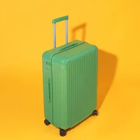 Трава зеленая