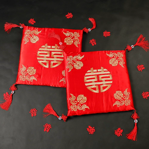 Свадебные продукты толще китайской в ​​стиле Красной церкви, поменяйте чай, чтобы уважать чайную на коленях, невеста, чтобы наступить на счастливую площадку