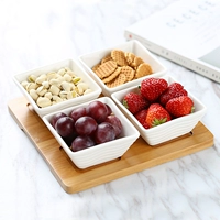 Pure White Ceramic 4 Grid Snack Disk Home Использовать сцену фруктовой тарелки маленькая квадратная чаша для творческого фруктового диска комбинация закуски