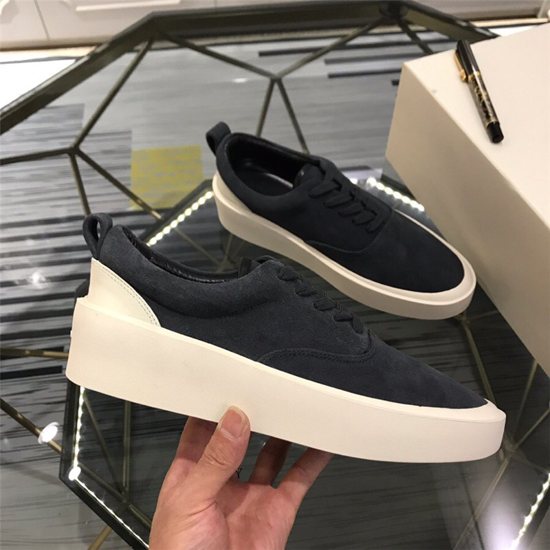 Dark Grey To BlackChaopai summer Trendy men's shoes personality Fashion shoes Versatile male motion Casual shoes skate shoes tide fog genuine leather Low top shoes male
