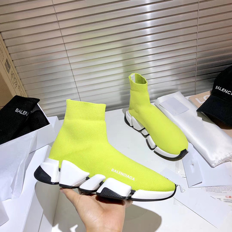 Black And White Background Fluorescent Colorins elastic force Socks and shoes female Paris 2021 spring Korean version Star of the same style leisure time motion men and women Couple shoes