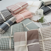 Chất liệu cotton đơn giản, màu đơn, cotton 200x230, một bộ chăn bông đơn 1,5 m khăn trải giường - Quilt Covers