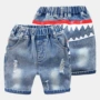Quần short bé trai denim thủy triều đại dương 2019 quần áo trẻ em mùa hè mới mặc quần bé lỗ quần mặc quần trẻ em - Quần jean quần áo trẻ em cao cấp