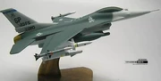 Hoa Kỳ mua đồ trang trí mô hình máy bay f-16 chiến tranh của Không quân Hoa Kỳ - Mô hình máy bay / Xe & mô hình tàu / Người lính mô hình / Drone