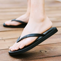 Dép đôi thoáng khí nhà đi biển giày đế dày có xu hướng massage Anh mới cá tính giày crocs nam
