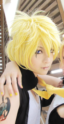 taobao agent 【My glory】VOCALOID Dragon Crying Formula Mirror Lian Len Noble Gold COPLAY wig