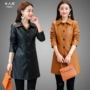 Mùa xuân 2018 và áo khoác da Hained da nữ dài áo khoác da nữ trung niên Slim áo gió nữ da Hàn Quốc - Quần áo da áo da zara nữ chính hãng