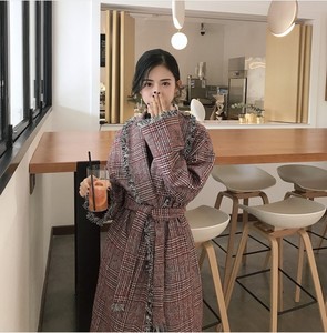 2017 mới mùa thu và mùa đông Hàn Quốc phiên bản của tính khí tua kẻ sọc áo len nữ phần dài sinh viên lỏng áo len áo dạ nữ hàn quốc