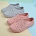 Giày Sandal Nhựa Cho Nữ Mùa Hè Thoáng Khí Rỗng Y Tá Giày Lỗ Trắng Của Mẹ Giày Đi Biển Giày Bốt Đi Mưa dép đi biển 